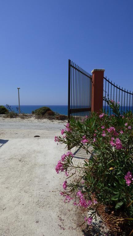 La Villa Rosa Al Mare Pozzallo Exterior photo
