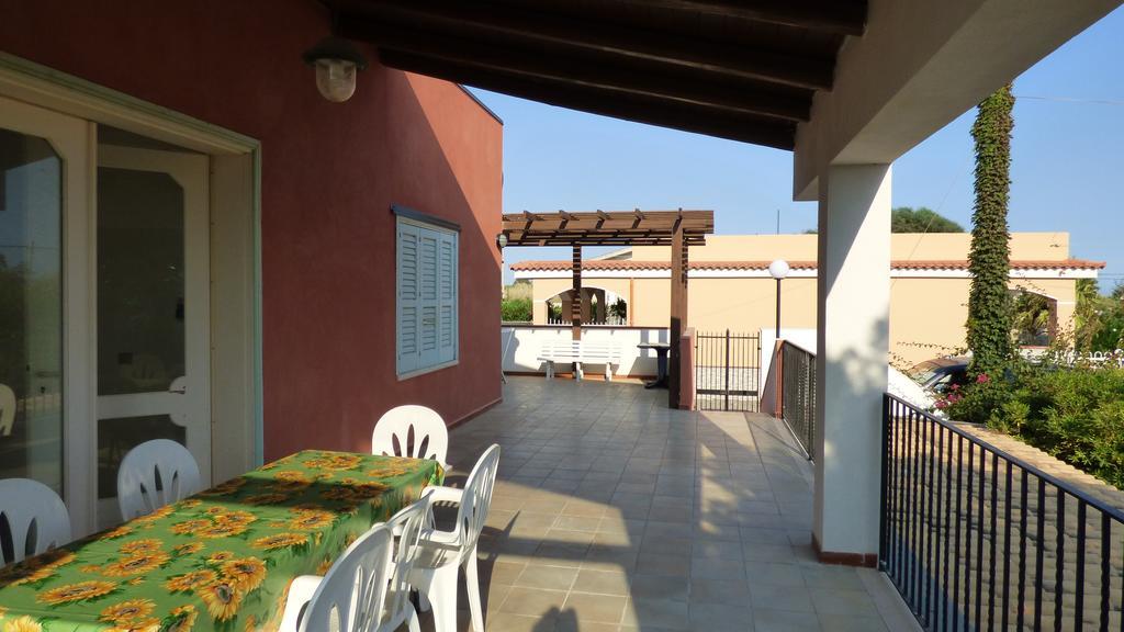 La Villa Rosa Al Mare Pozzallo Exterior photo